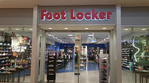 foot lockers near me.